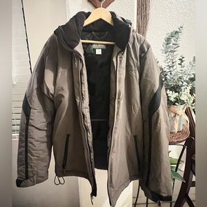 L.L. Bean Men's Tan and Black Puffer Jacket